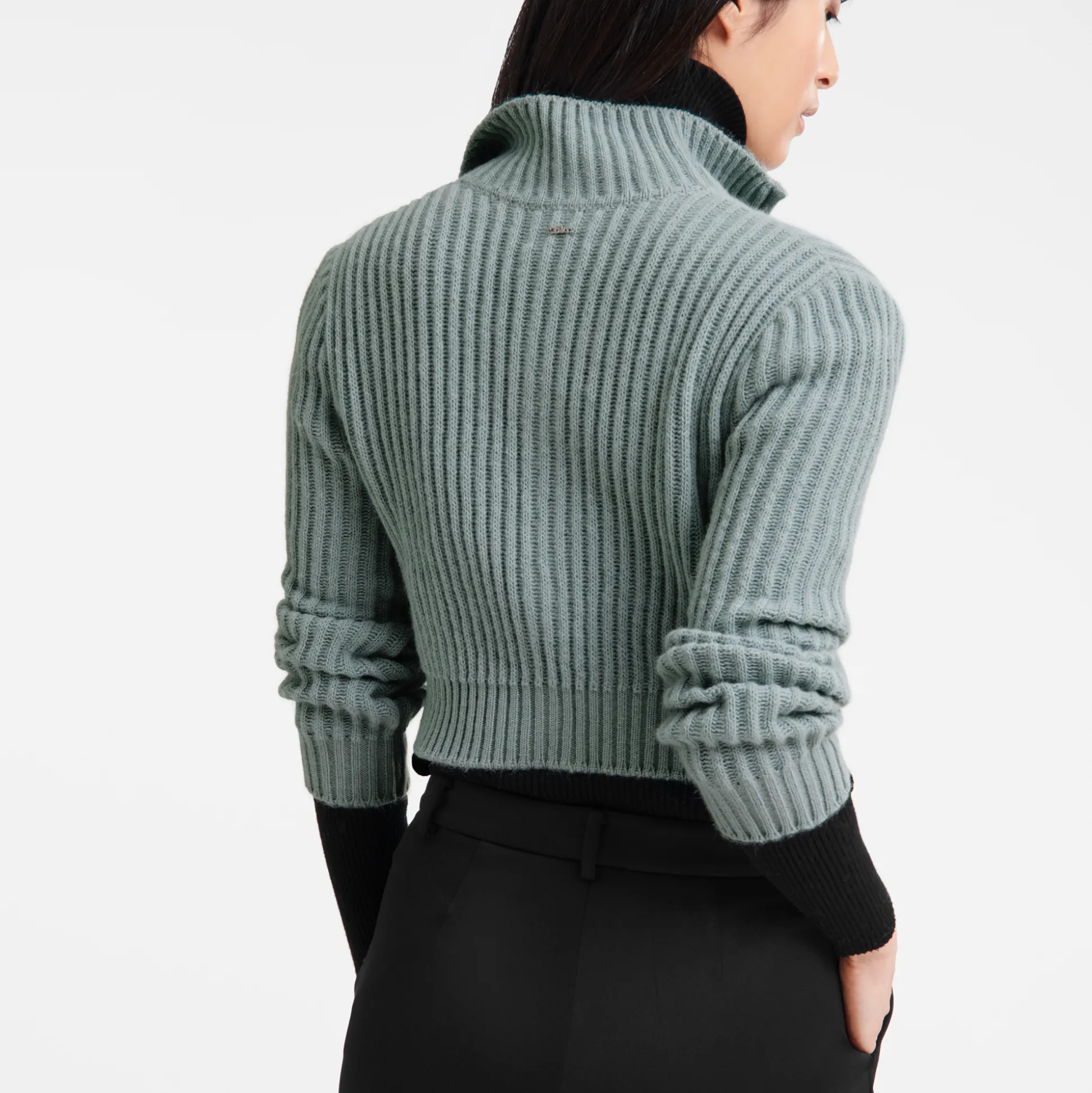 cardigan_corto_con_collo_a_cerniera_2-3.webp Cheap Longchamp Cardigan corto con collo a cerniera VerdePallido