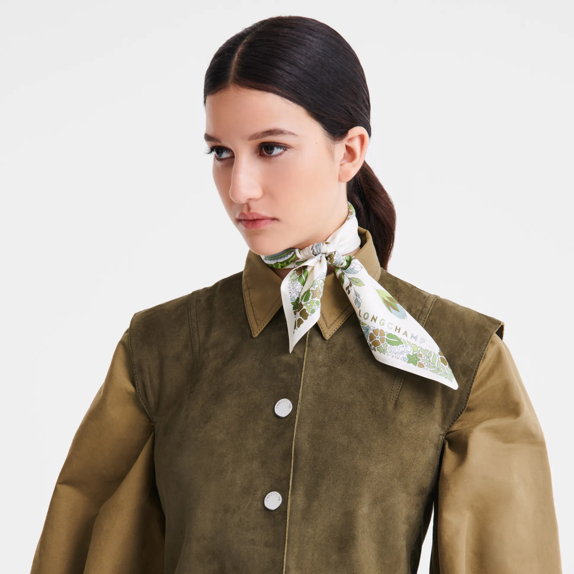 Shop Longchamp Foulard di seta 50 Forêt OTHER - Alloro