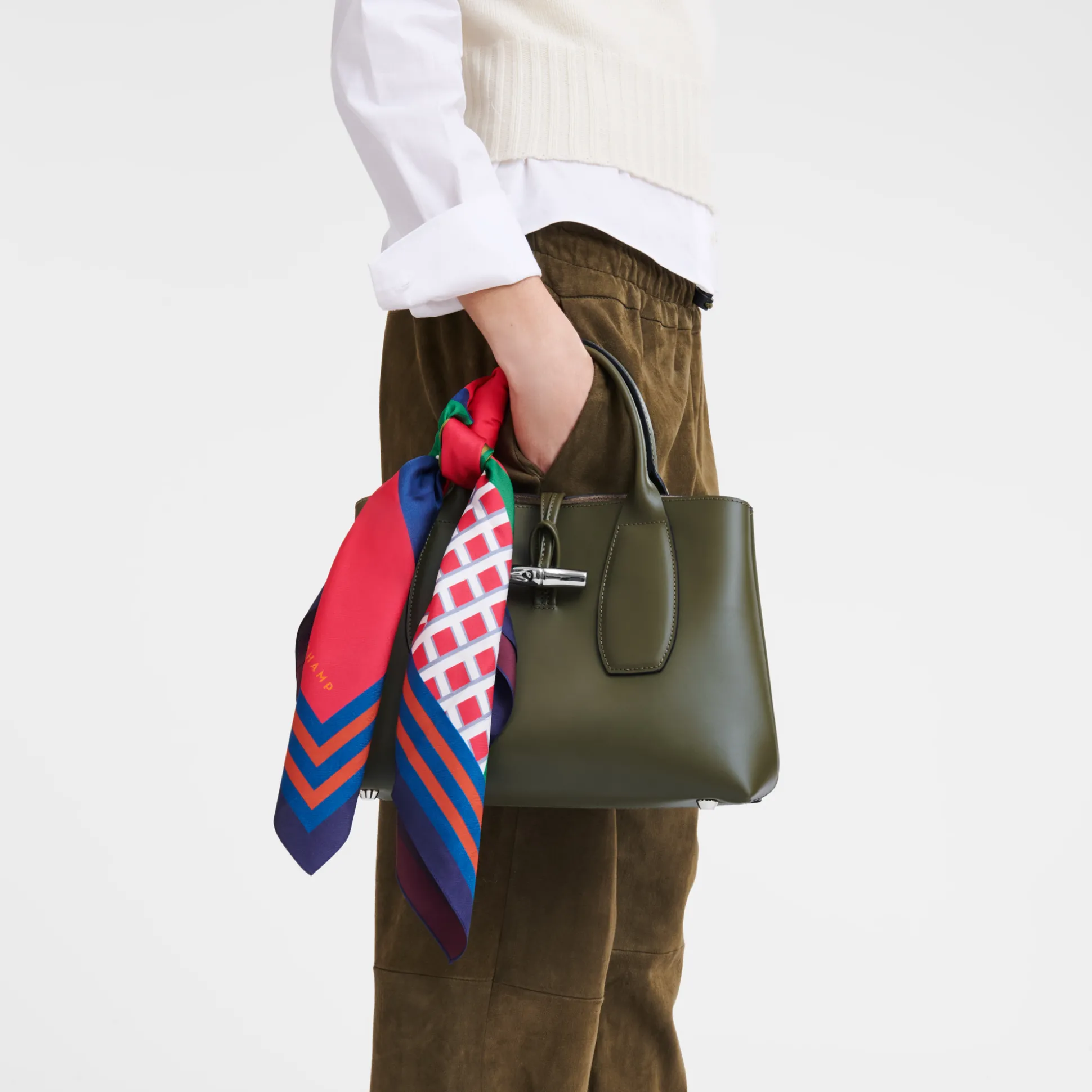 foulard_di_seta__gamesetmatch_longchamp_seta__magenta_1.webp Sale Longchamp Foulard di seta 70 Game-set-match Seta - Magenta