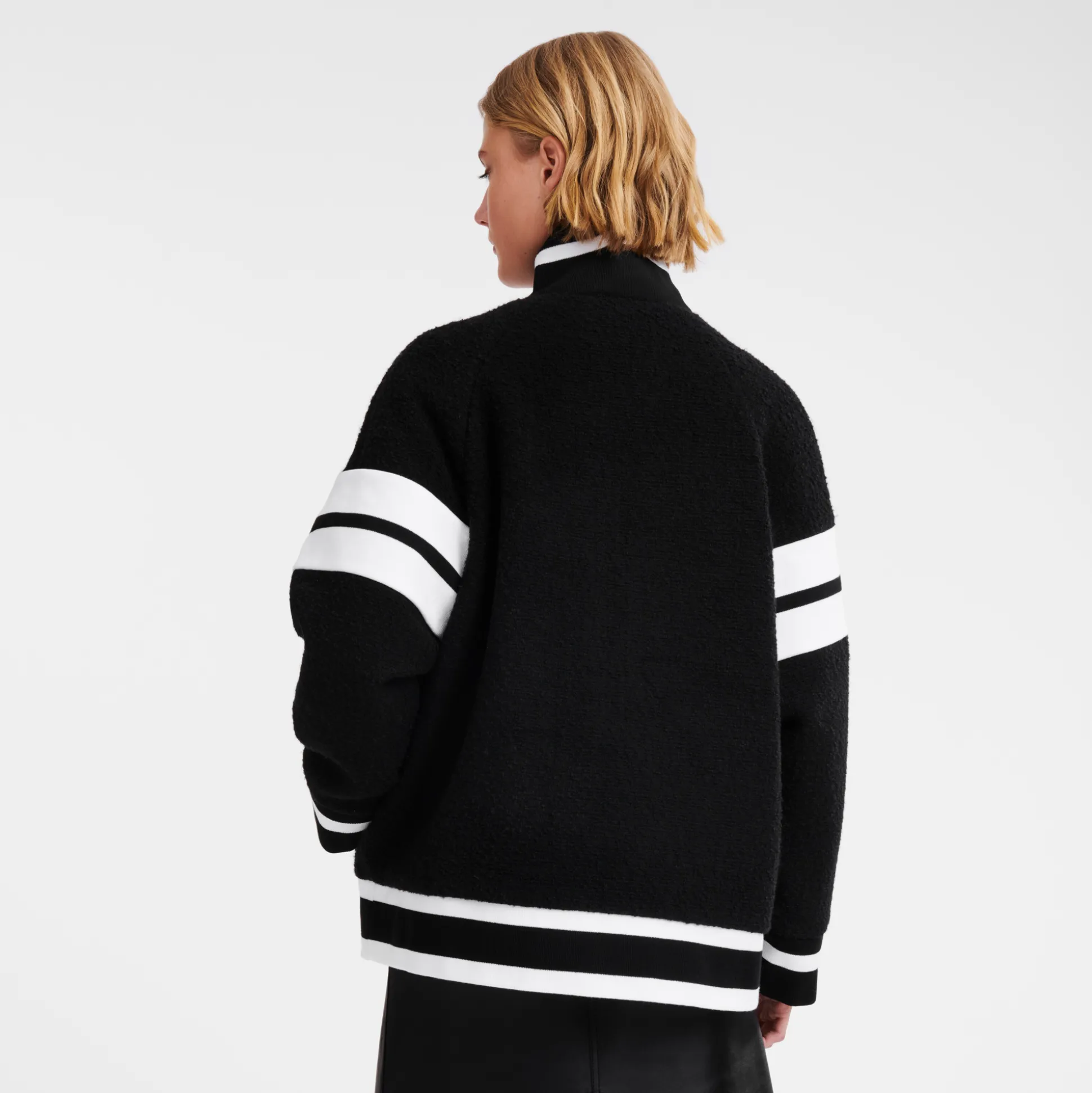 giubbotto_oversize_2.webp New Longchamp Giubbotto oversize Nero