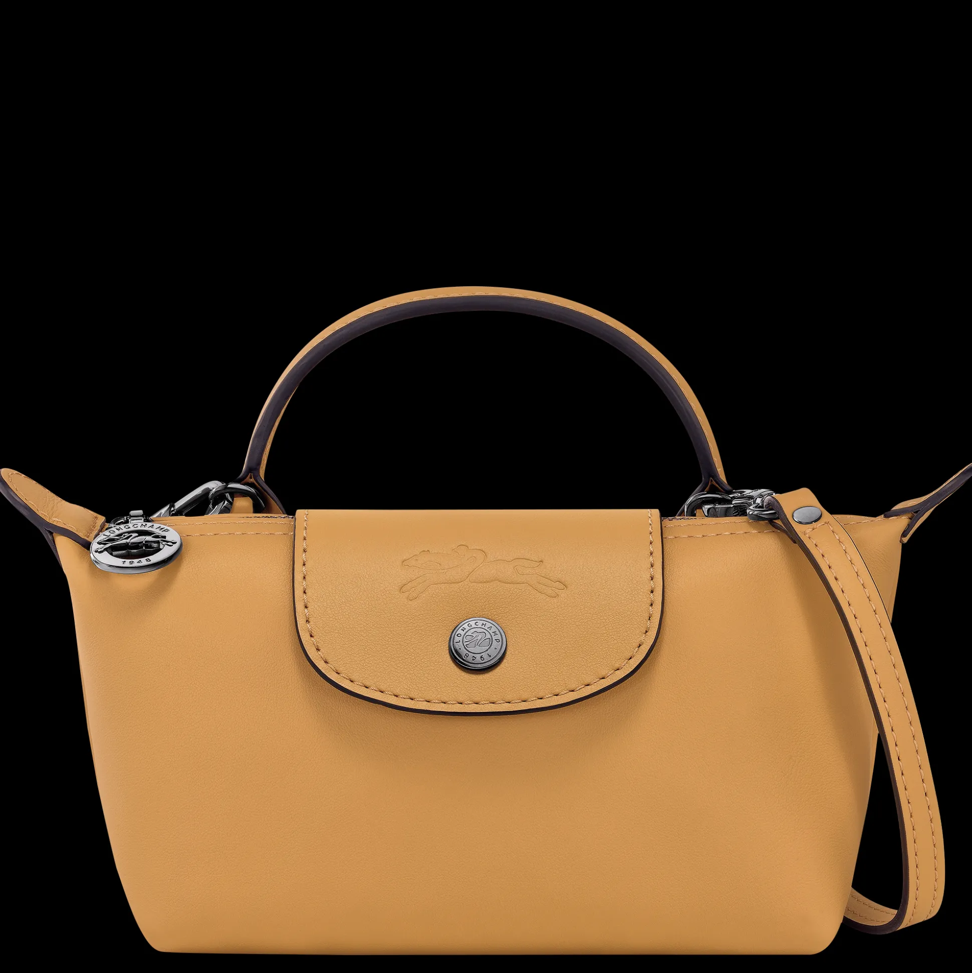 Shop Longchamp Pochette XS Miele