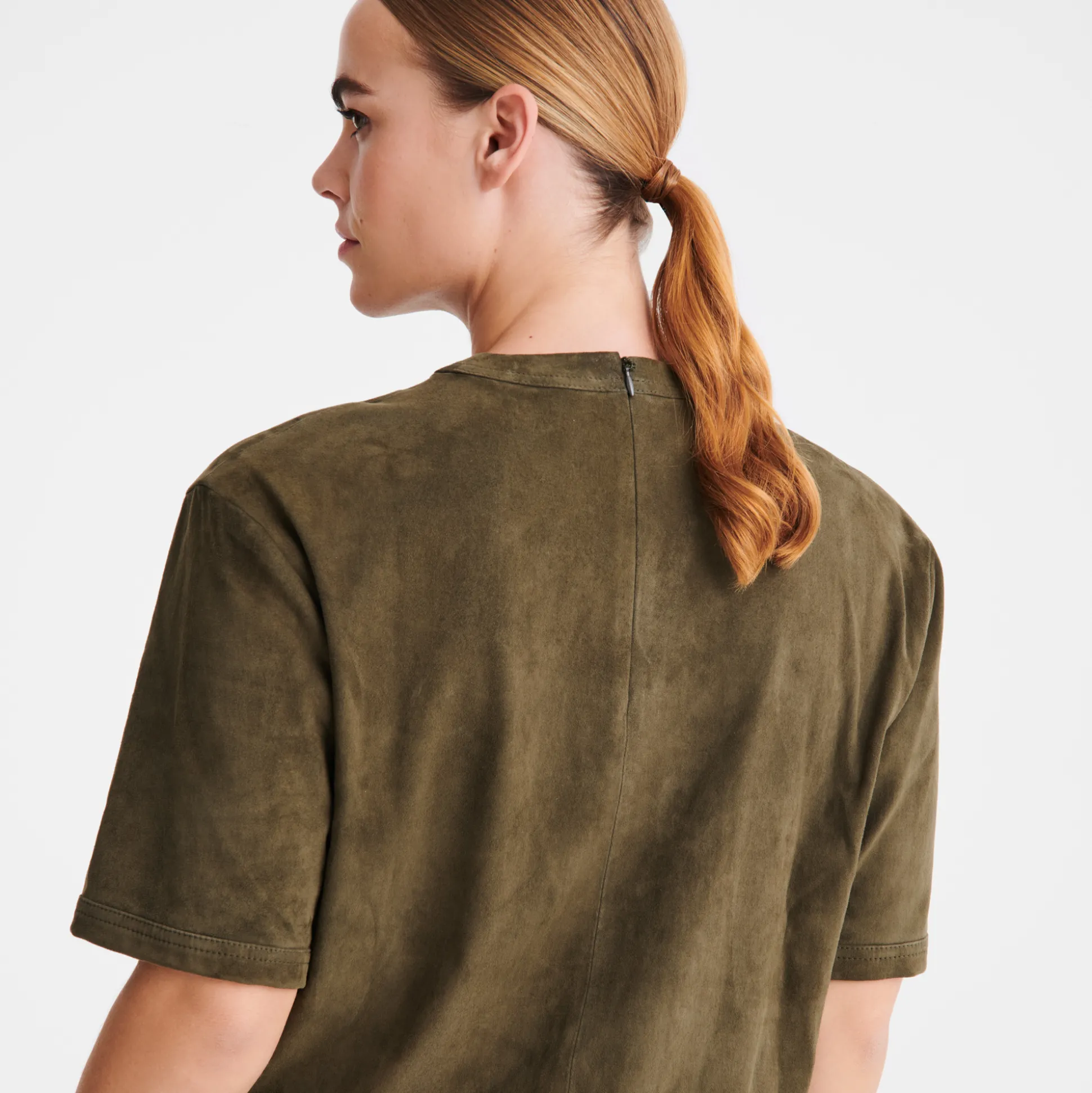 top_corto_in_pelle_3.webp Outlet Longchamp Top corto in pelle Kaki