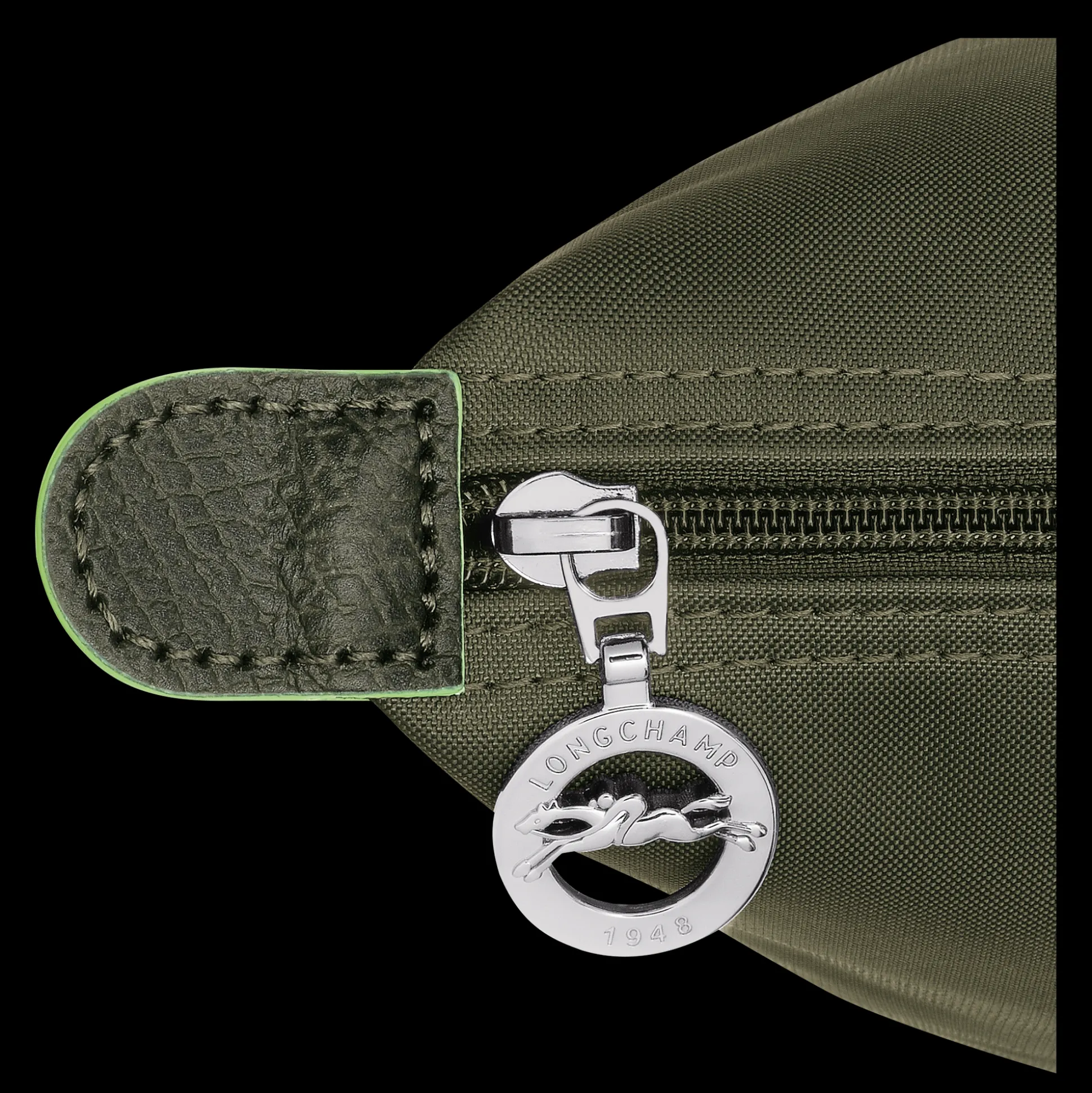 zaino_m_4-7.webp Online Longchamp Zaino M VerdeForesta